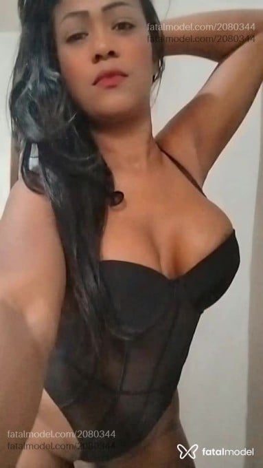 Acompanhante mulher morena (o) de olhos pretos em Goiatuba - Bruninha Linss