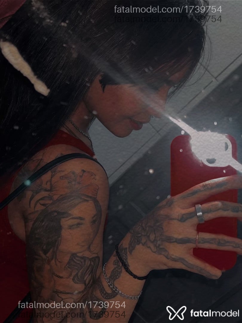 Acompanhante mulher morena (o) de olhos mel em Vilhena - danny