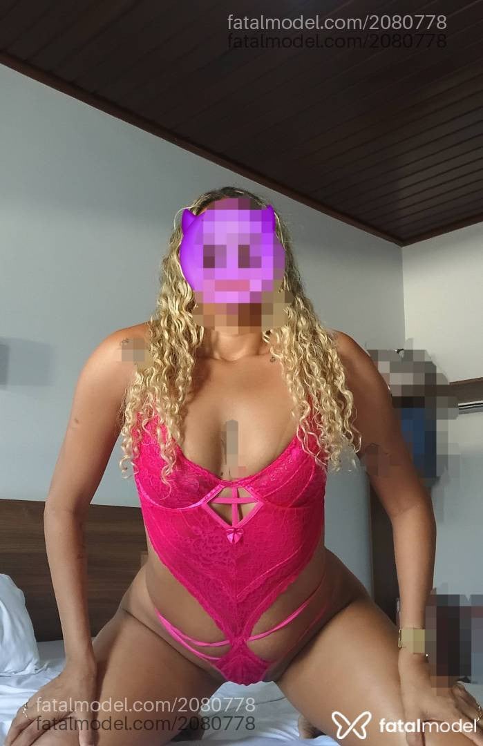 Acompanhante mulher loira (o) de olhos mel - Lorena
