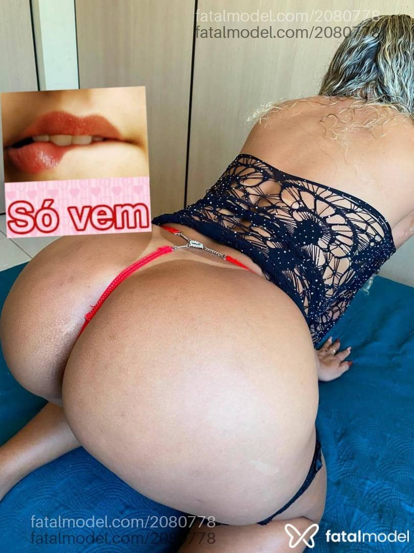 Acompanhante mulher loira (o) de olhos mel - Lorena