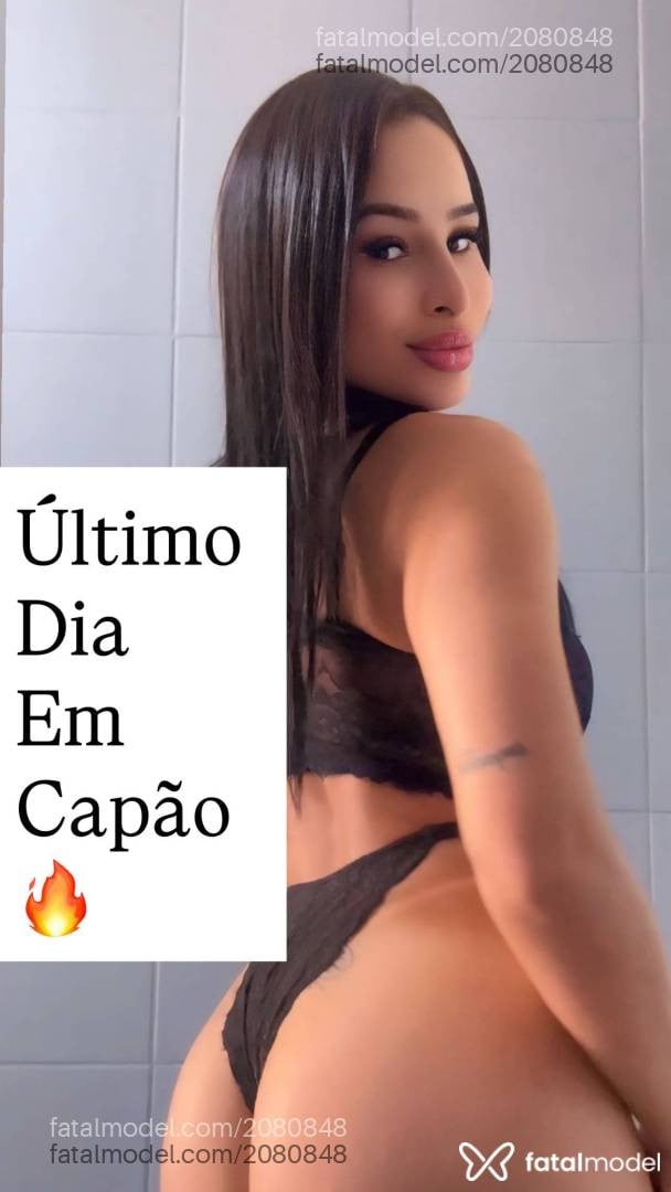 Acompanhante mulher com cabelo castanho de olhos castanhos em Capão da Canoa - Shai