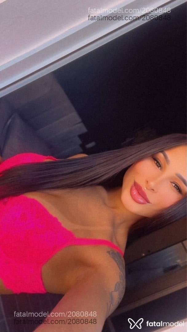 Acompanhante mulher com cabelo castanho de olhos castanhos em Imbituba - Shai
