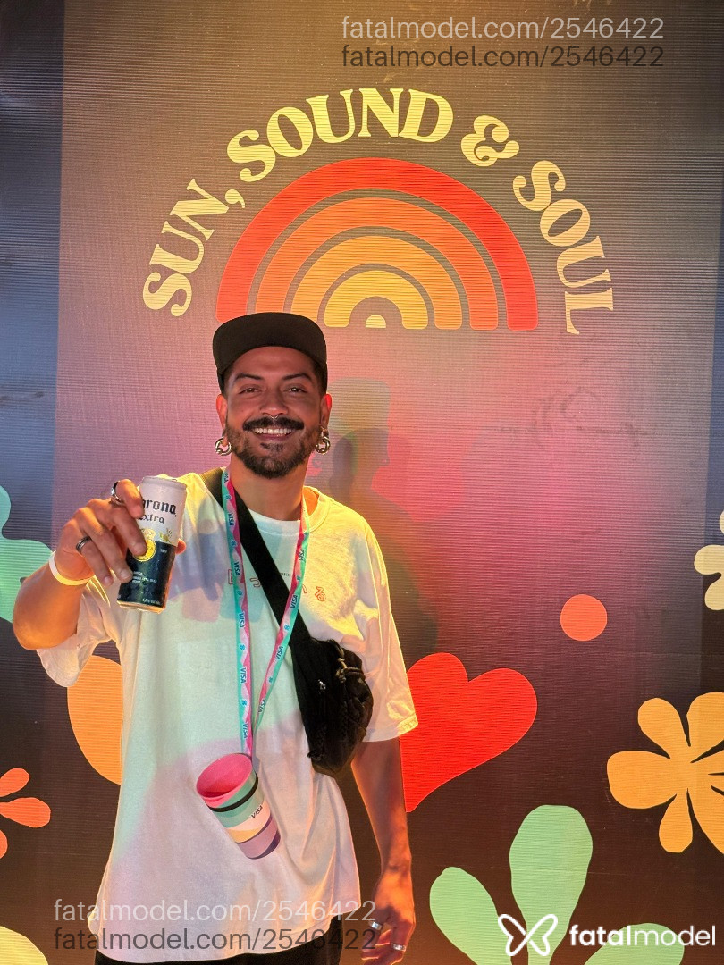 Acompanhante homem com cabelo castanho de olhos castanhos em Rio de Janeiro - Bruno