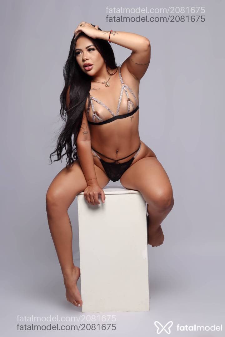 Acompanhante mulher morena (o) de olhos castanhos - Juliana Ferraz