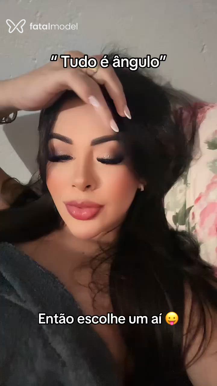 Acompanhante mulher morena (o) de olhos castanhos - Juliana Ferraz Acompanhante mulher morena (o) de olhos castanhos - Juliana Ferraz