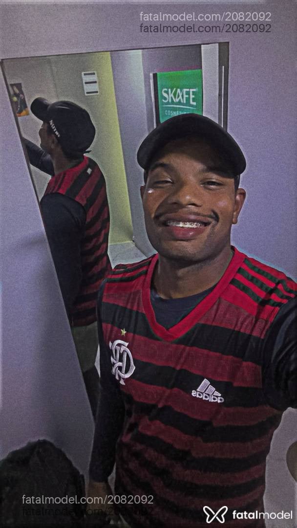 Acompanhante homem morena (o) de olhos castanhos - Jn Oliveira