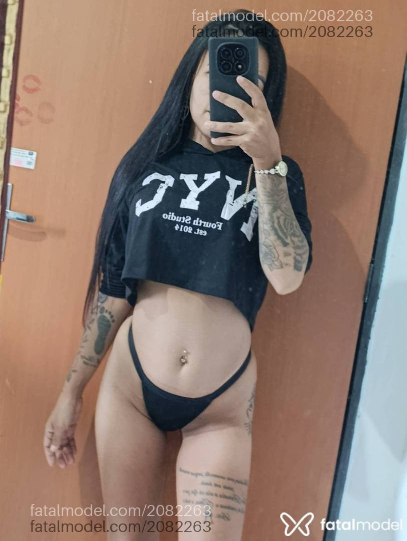 Acompanhante mulher morena (o) de olhos castanhos - Pantera