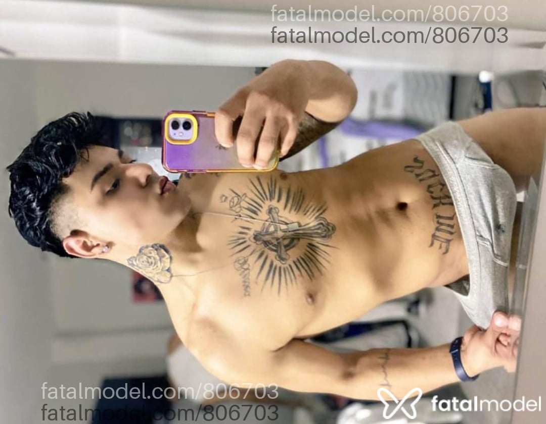 Acompanhante homem com cabelo castanho de olhos castanhos em Porto Alegre Acompanhante homem com cabelo castanho de olhos castanhos em Porto Alegre - Cristhianpauzao