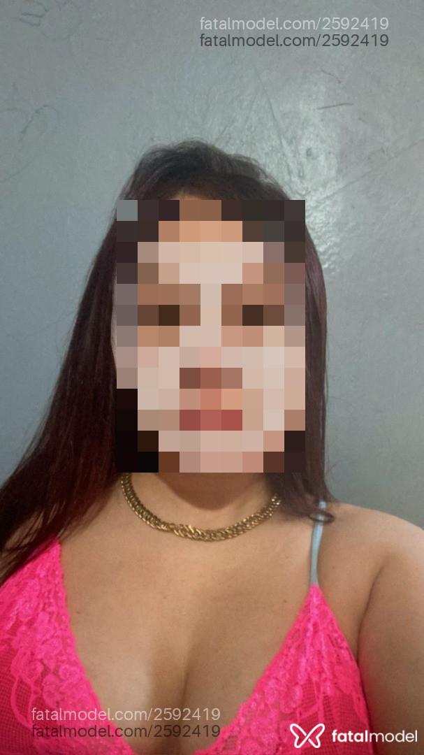 Acompanhante mulher com cabelo colorido de olhos castanhos em Virtual - Sabrina