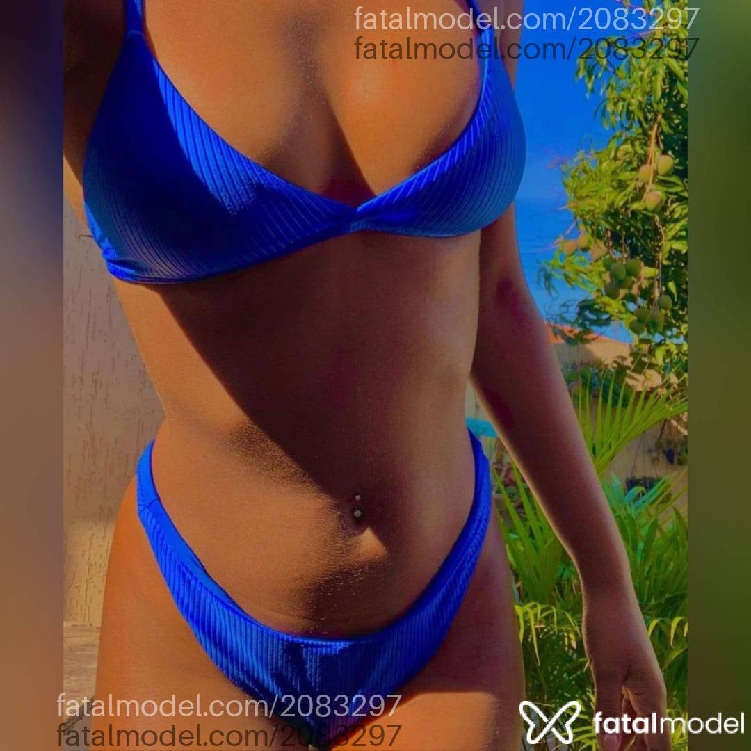 Acompanhante mulher com cabelo castanho de olhos pretos em Florianópolis - Nathaly Lopes