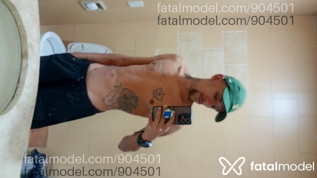 Acompanhante homem com cabelo castanho de olhos castanhos em Nova Iguaçu - Israel