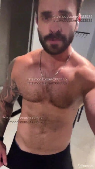 Acompanhante homem com cabelo castanho de olhos castanhos em Porto Alegre - Bernardo Wolffer