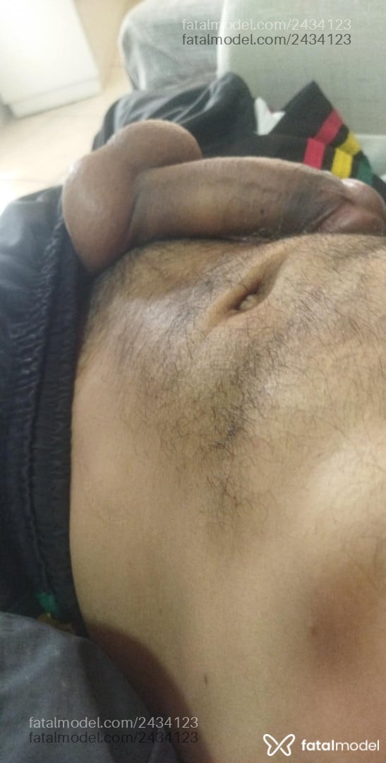 Acompanhante homem morena (o) de olhos castanhos em Brasília - Natan