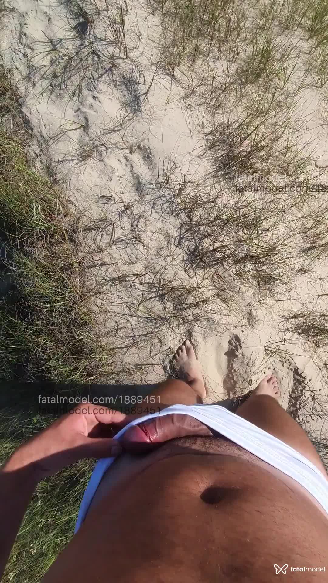 Acompanhante homem morena (o) de olhos pretos em Sombrio Acompanhante homem morena (o) de olhos pretos em Sombrio - Ruanatv
