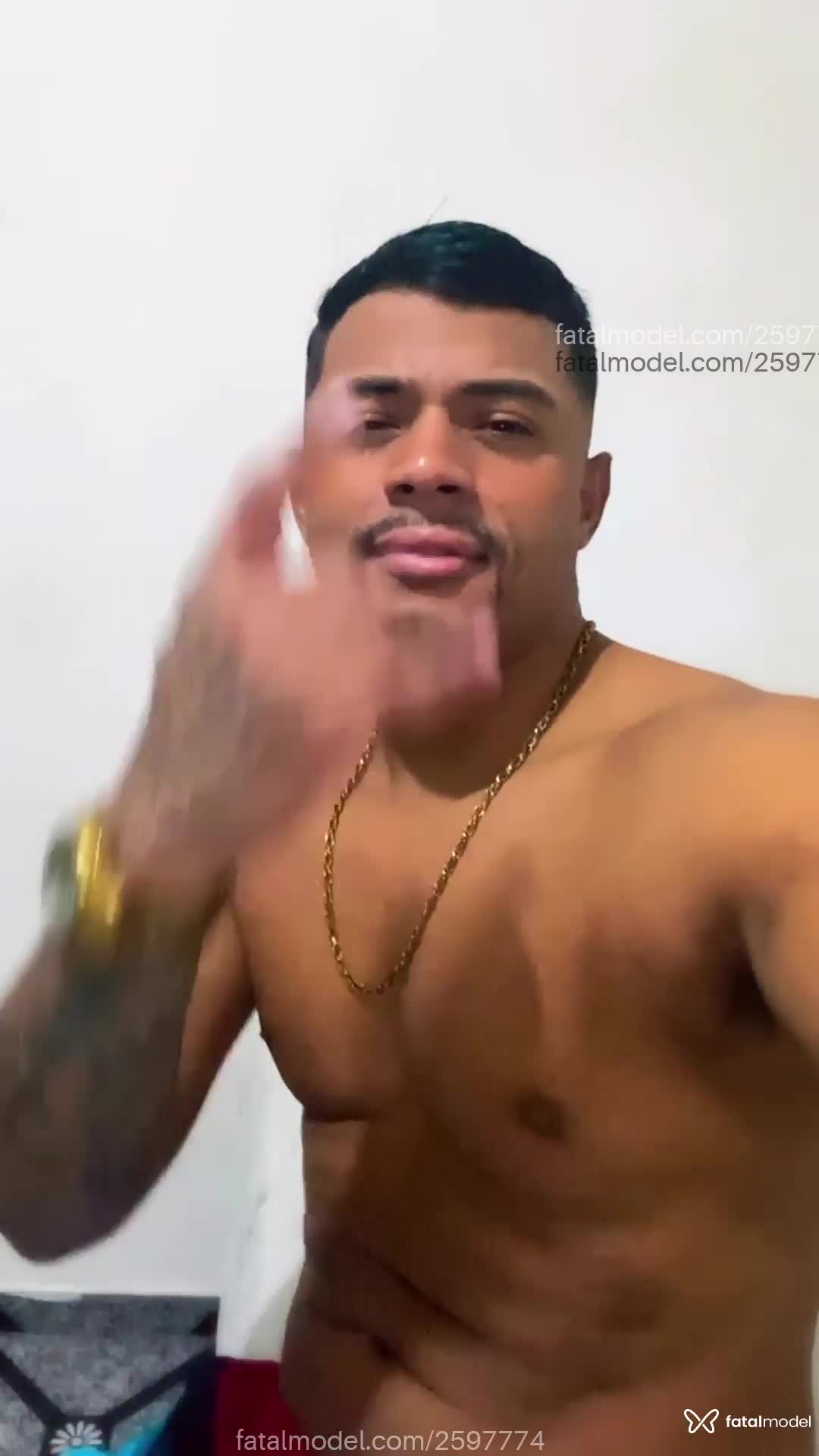 Acompanhante homem morena (o) de olhos castanhos em São Paulo - Bruno Tavares