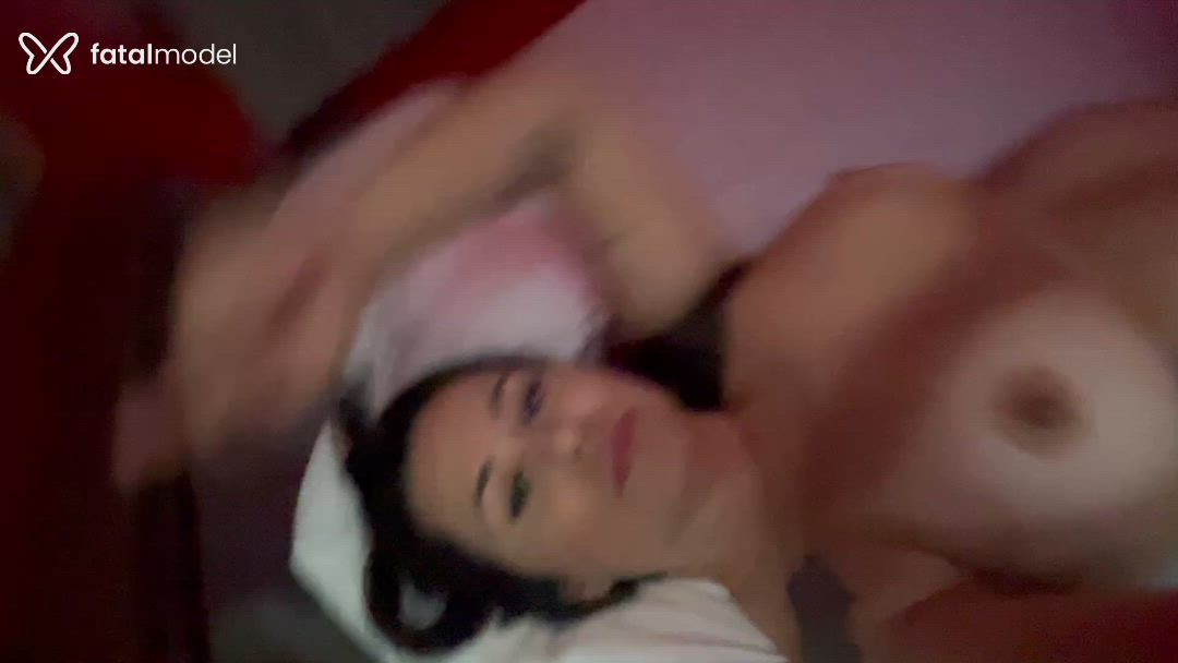 Acompanhante mulher com cabelo castanho de olhos castanhos em Porto Alegre Acompanhante mulher com cabelo castanho de olhos castanhos em Porto Alegre - Daniele