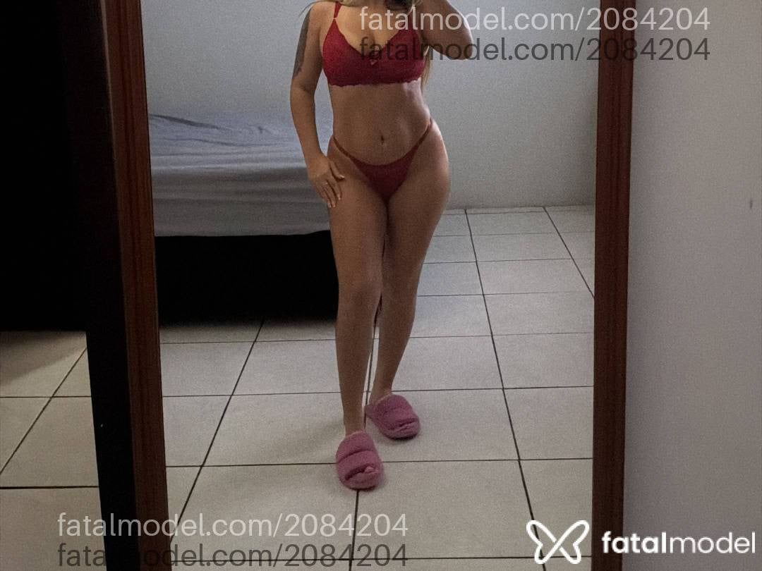 Acompanhante mulher loira (o) de olhos castanhos em Osório - Júlia