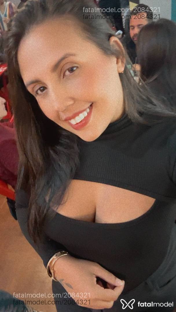 Acompanhante mulher morena (o) de olhos mel - Anna Liz