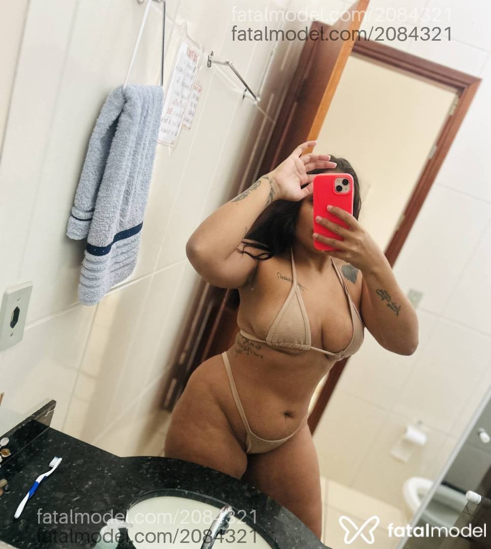 Acompanhante mulher morena (o) de olhos mel em Mogi Guaçu - Iiiz