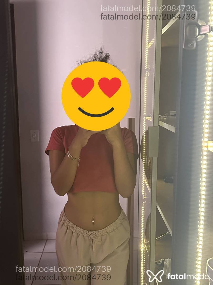 Acompanhante mulher morena (o) de olhos castanhos - Fernanda