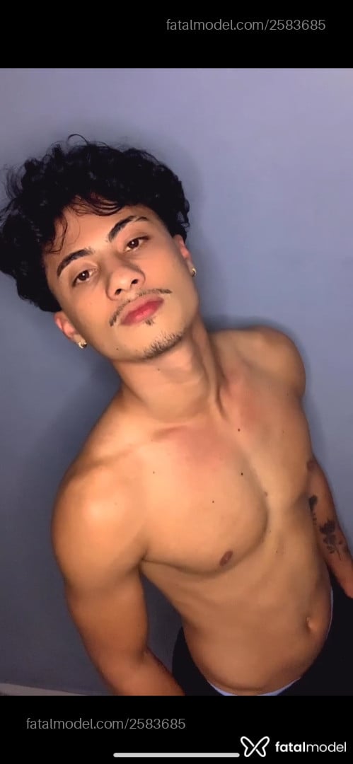 Acompanhante homem morena (o) de olhos castanhos em São Paulo Acompanhante homem morena (o) de olhos castanhos em São Paulo - Andrew
