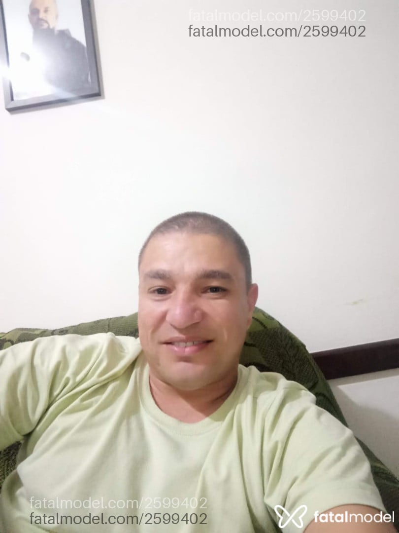 Acompanhante homem loira (o) de olhos castanhos em São Paulo Acompanhante homem loira (o) de olhos castanhos em São Paulo - Pedro