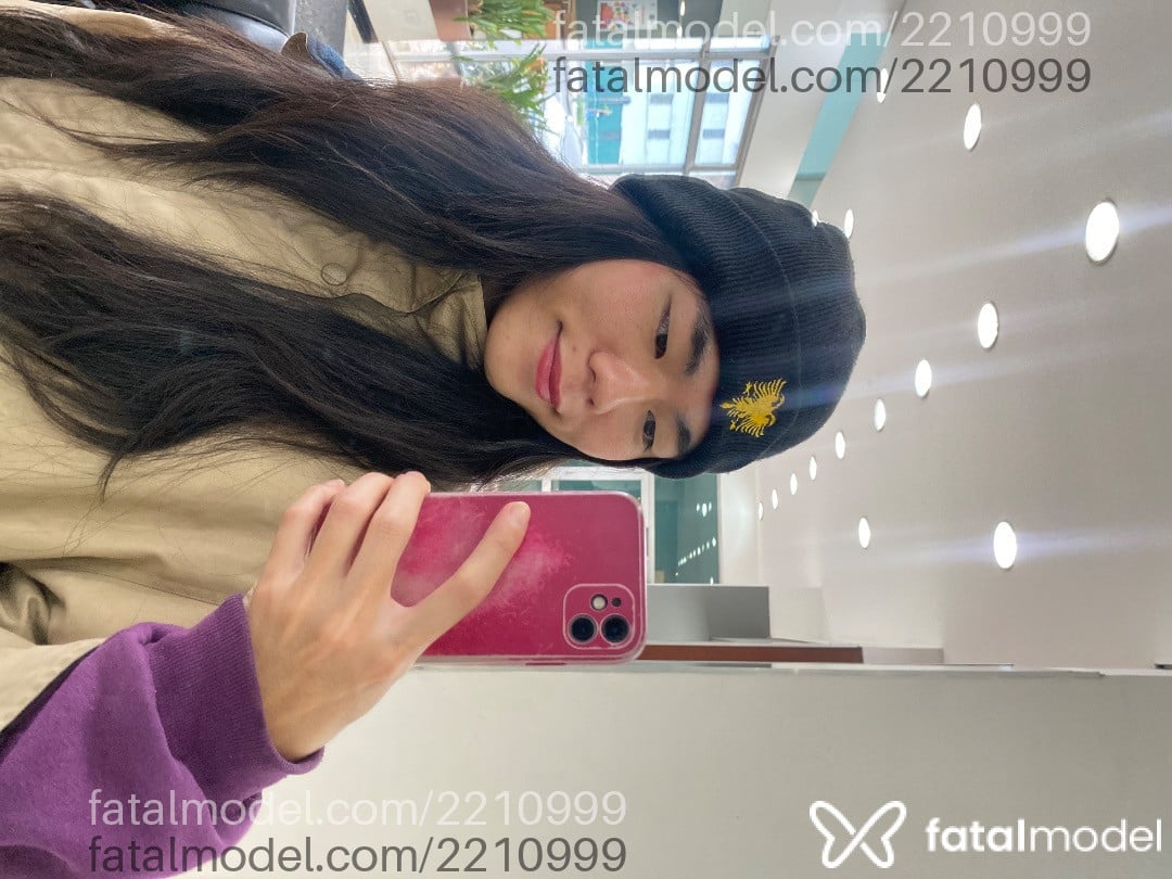 Acompanhante mulher trans morena (o) de olhos pretos - Mayumi Takeshi Acompanhante mulher trans morena (o) de olhos pretos - Mayumi Takeshi