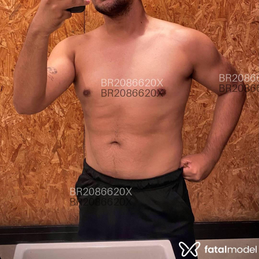 Acompanhante homem morena (o) de olhos castanhos - Ai Preto Acompanhante homem morena (o) de olhos castanhos - Ai Preto