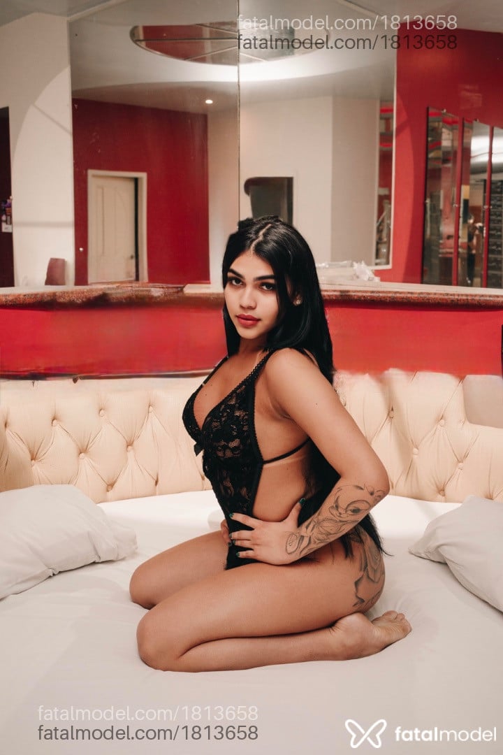 Acompanhante mulher trans morena (o) de olhos castanhos em Florianópolis - Isabella Oliveira