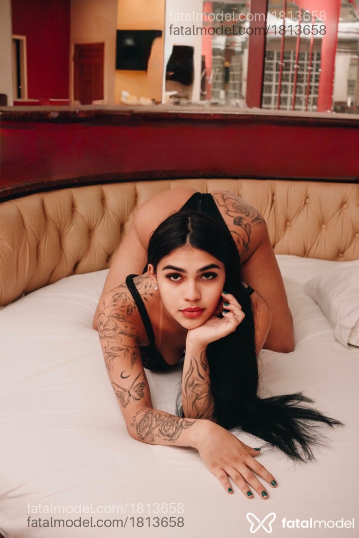 Acompanhante mulher trans morena (o) de olhos castanhos em Florianópolis - Isabella Oliveira