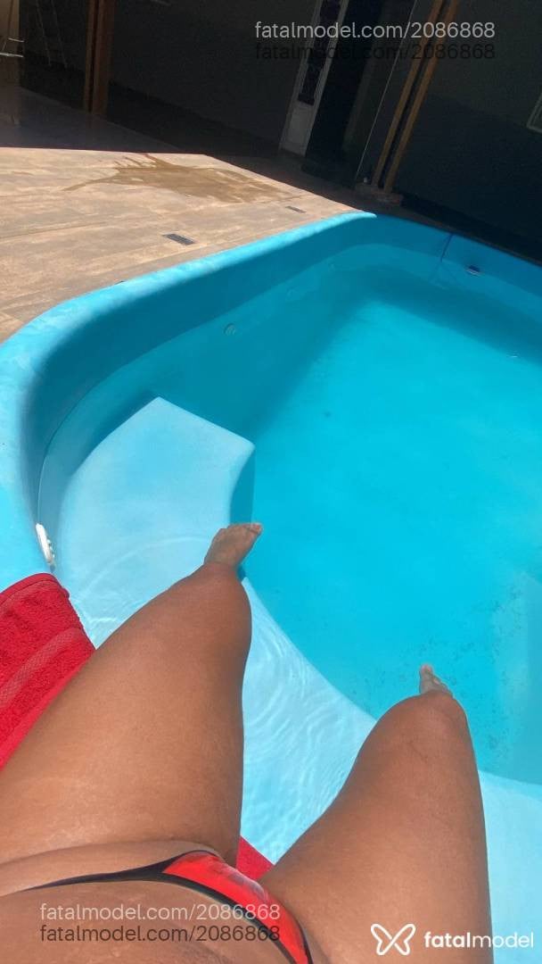 Acompanhante mulher morena (o) de olhos castanhos - Emilly
