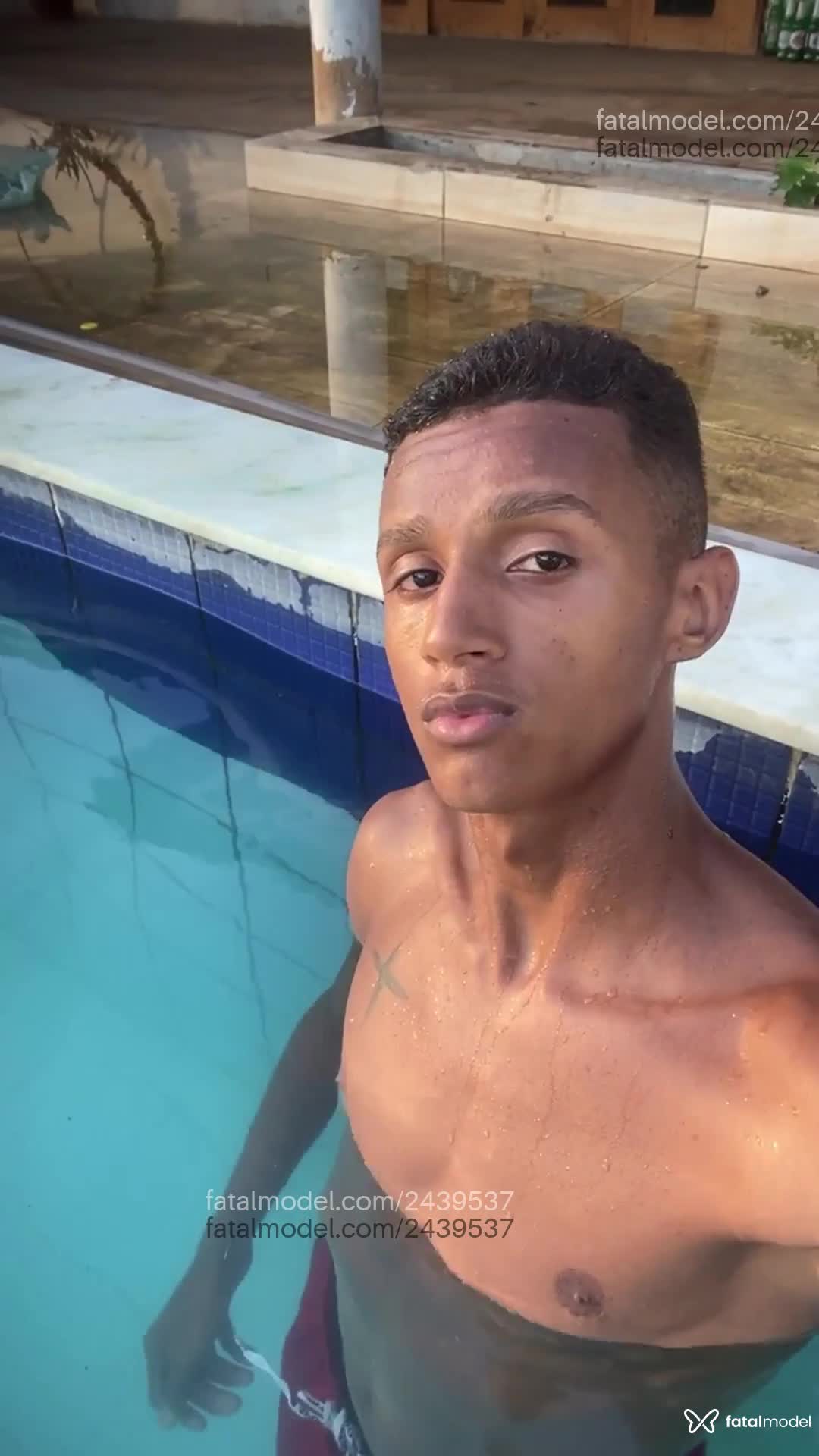 Acompanhante homem morena (o) de olhos pretos - Abravanel