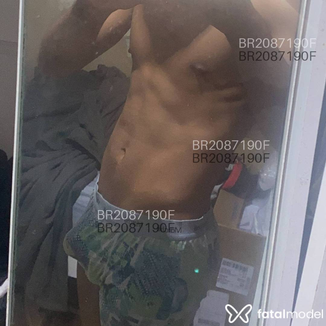Acompanhante homem morena (o) de olhos castanhos em Rio de Janeiro Acompanhante homem morena (o) de olhos castanhos em Rio de Janeiro - Thiago