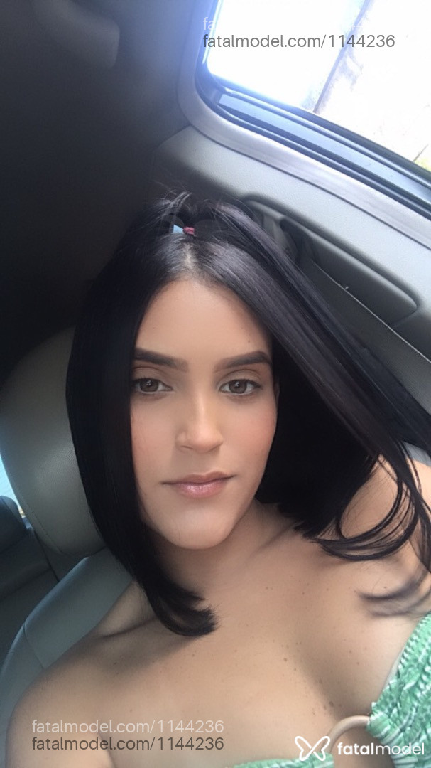 Acompanhante mulher morena (o) de olhos mel - Cléo Castro