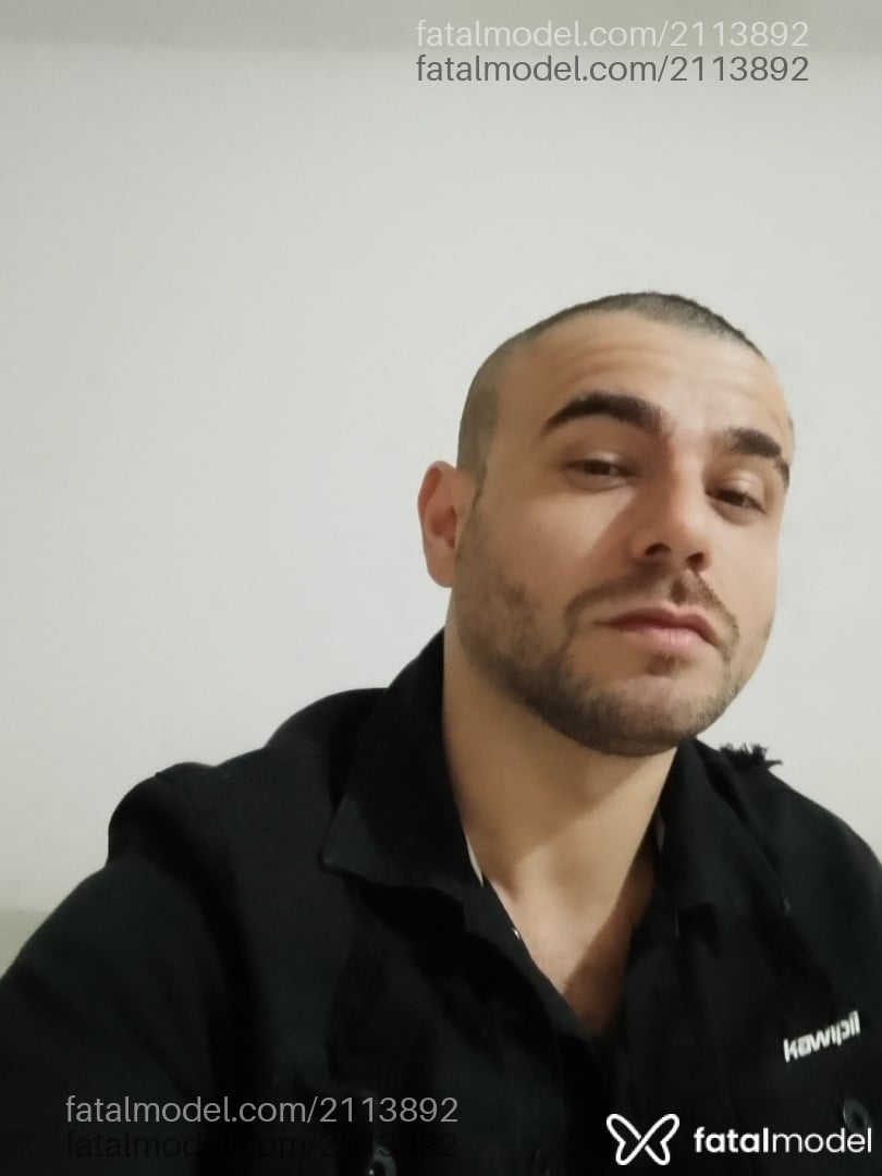 Acompanhante homem com cabelo castanho de olhos castanhos - Marcos Acompanhante homem com cabelo castanho de olhos castanhos - Marcos