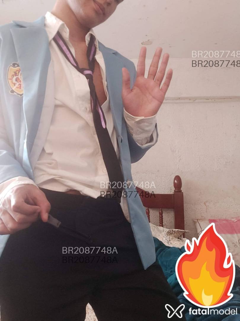 Acompanhante homem com cabelo castanho de olhos castanhos em São Paulo - Kevin Kin