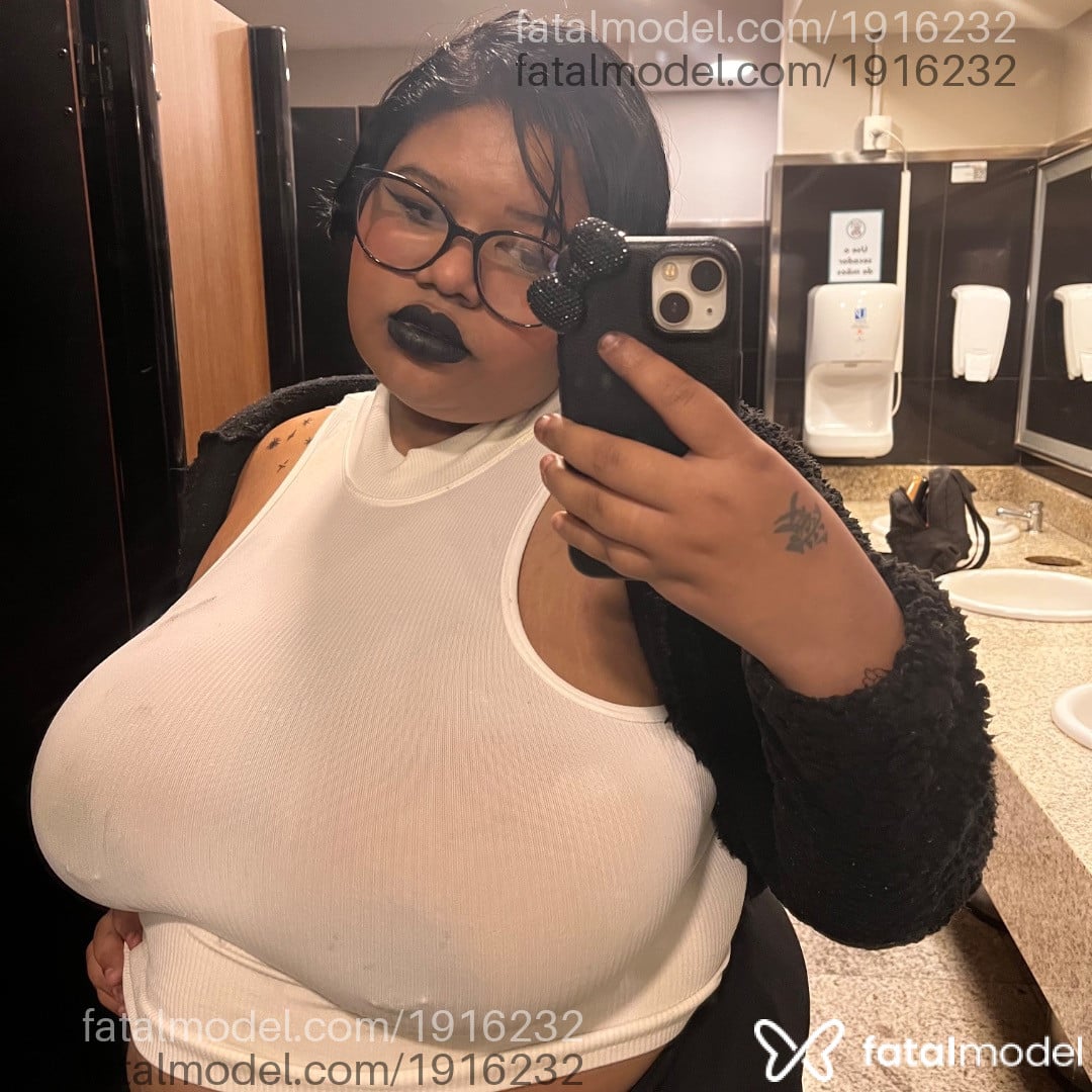 Acompanhante mulher morena (o) de olhos castanhos em Macaé - Keicy