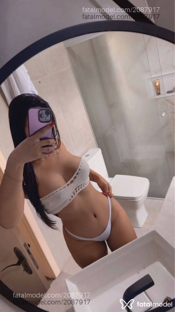 Acompanhante mulher com cabelo castanho de olhos castanhos - Gabi Fernandes