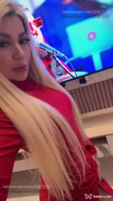 Acompanhante mulher loira (o) de olhos mel em Jataí Acompanhante mulher loira (o) de olhos mel em Jataí - Angel Antonelli