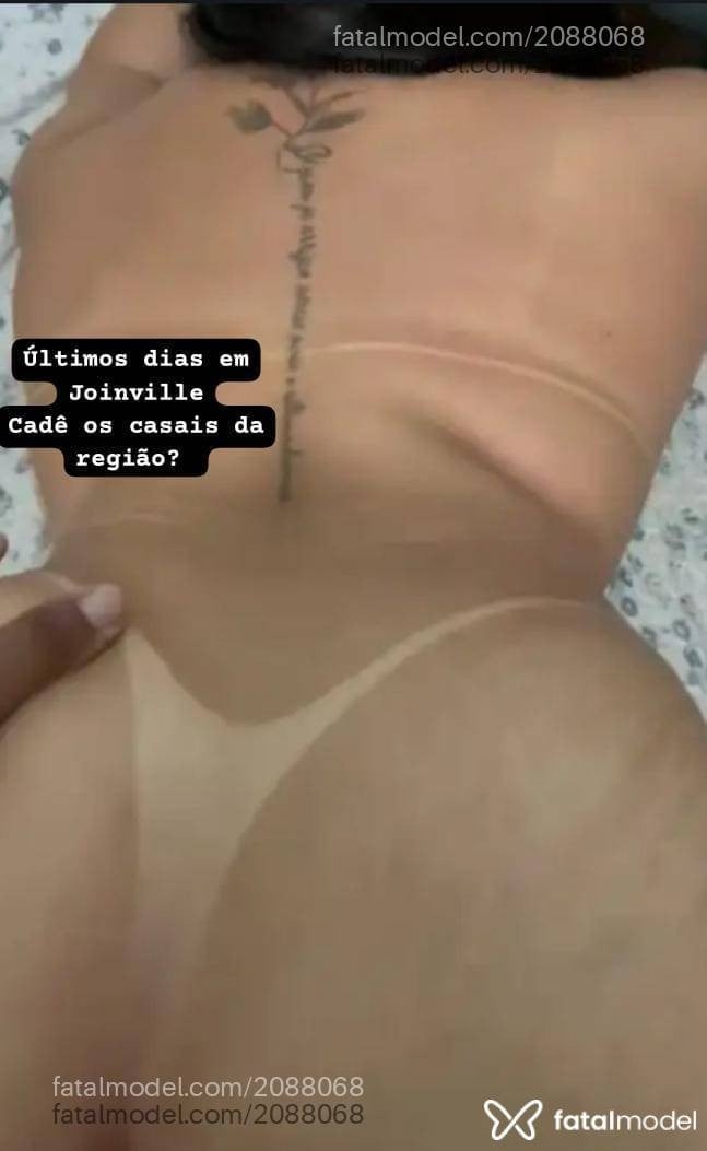 Acompanhante homem morena (o) de olhos castanhos em Joinville - Ricardo Silva