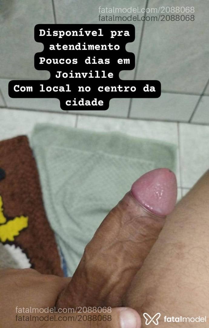 Acompanhante homem morena (o) de olhos castanhos em Joinville - Ricardo Silva