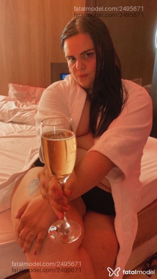 Acompanhante mulher trans morena (o) de olhos castanhos em Bebedouro Acompanhante mulher trans morena (o) de olhos castanhos em Bebedouro - Larissa Silva