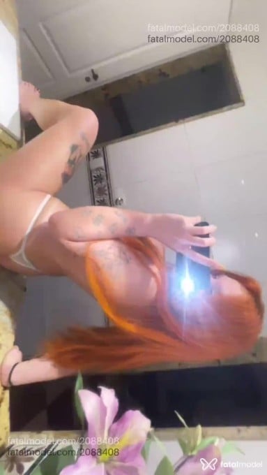 Acompanhante mulher trans ruiva (o) de olhos verdes em Gravataí - Julya Jolie