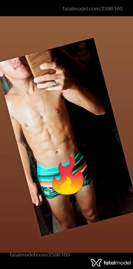 Acompanhante homem com cabelo castanho de olhos castanhos em Virtual - Bhiel