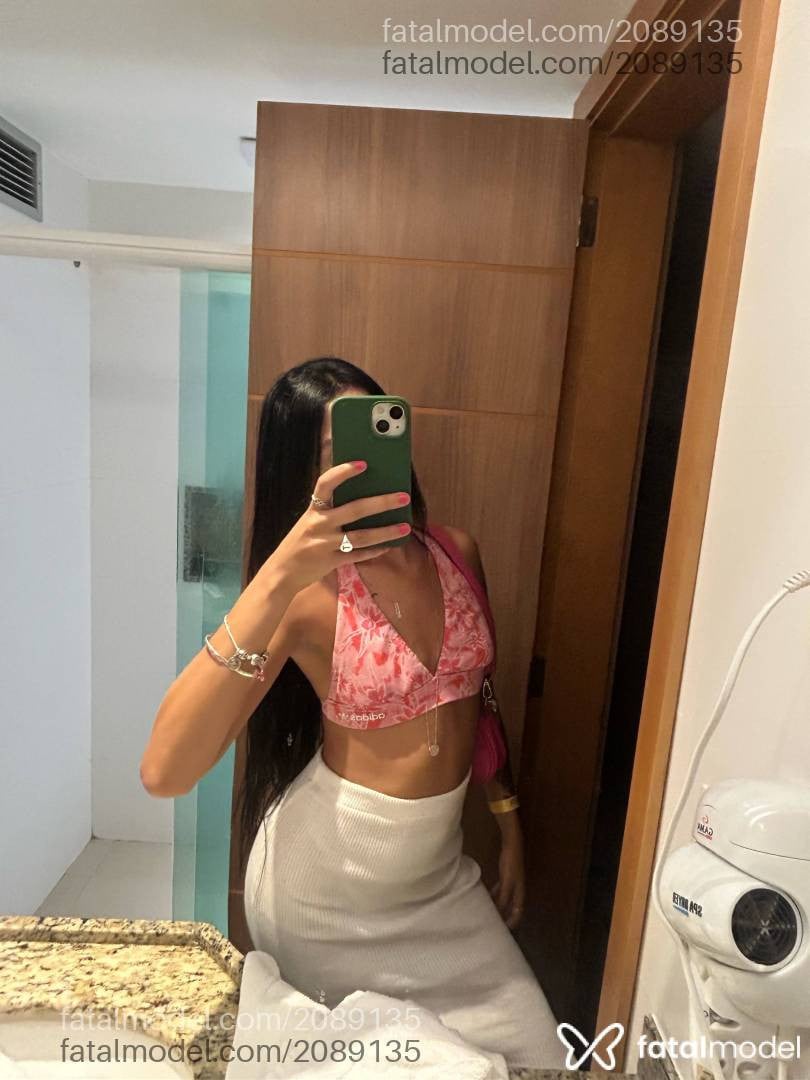 Acompanhante mulher morena (o) de olhos castanhos em Rio de Janeiro - Maria Julia