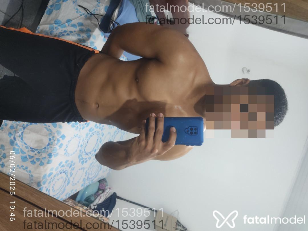 Acompanhante homem com cabelo castanho de olhos pretos em João Pessoa - Lord Jampa