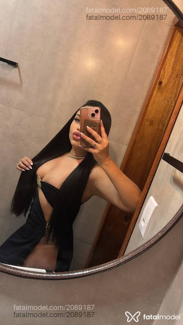 Acompanhante mulher morena (o) de olhos pretos em Teixeira de Freitas - Lorena