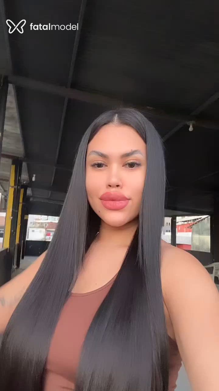 Acompanhante mulher morena (o) de olhos pretos - Lorena Acompanhante mulher morena (o) de olhos pretos - Lorena