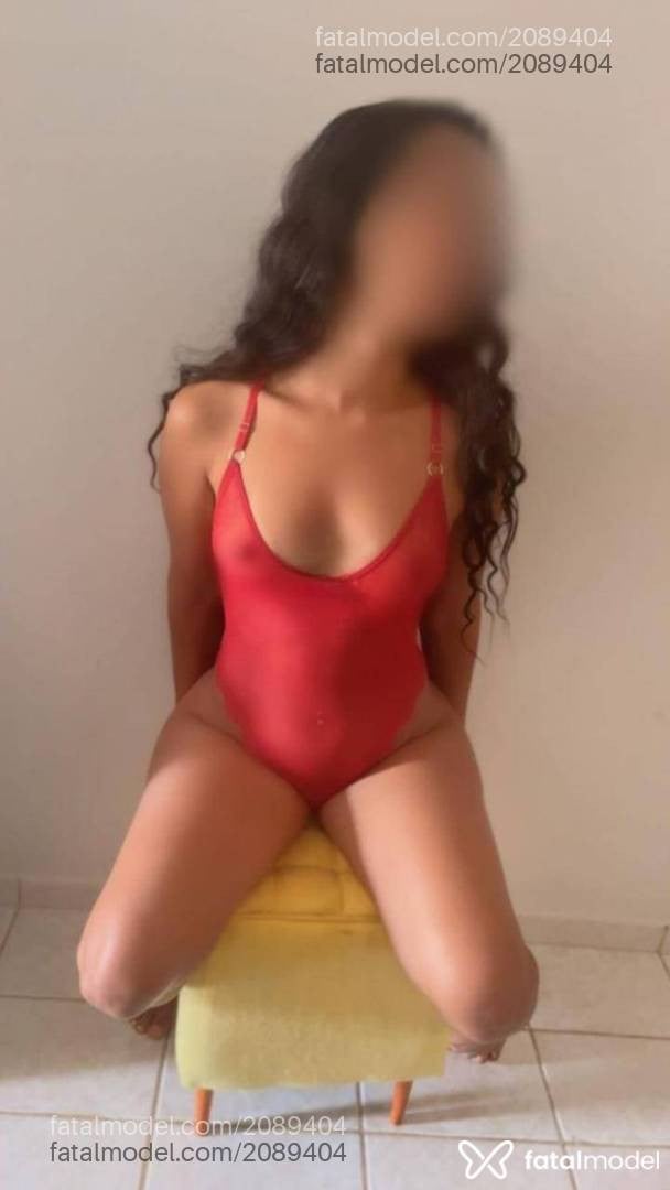 Acompanhante mulher com cabelo castanho de olhos castanhos em Brasília - Mellinda
