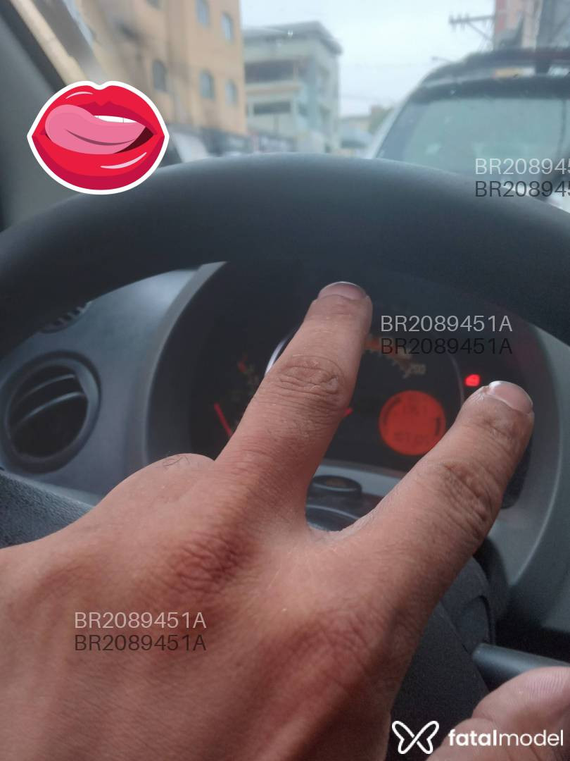 Acompanhante homem morena (o) de olhos pretos em Virtual - Rangel